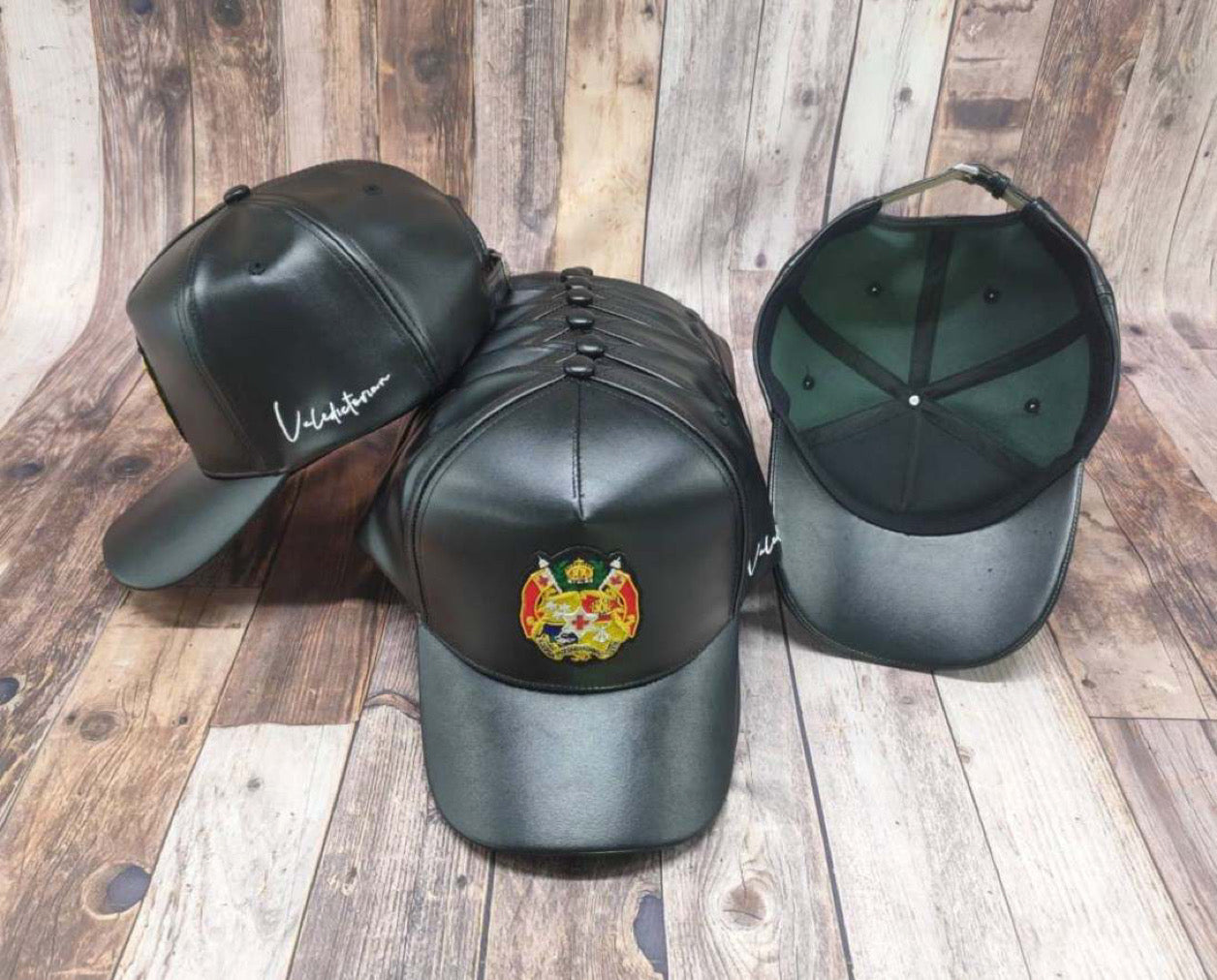 Royal T Hat (Onyx)